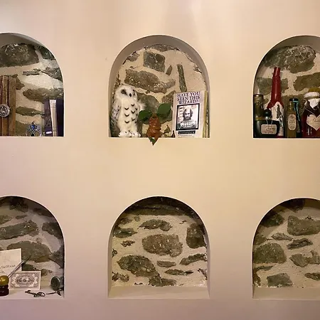 Impasse Des Mysteres - La Maison Des Sorciers Lehon/dinan * Dinan