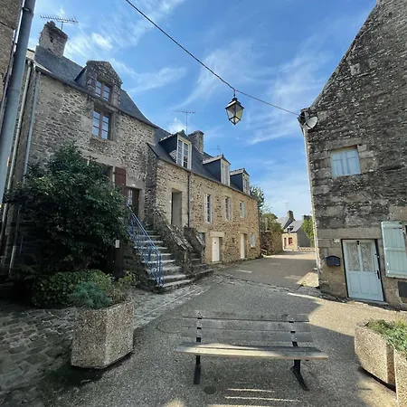 Nyaraló Impasse Des Mysteres - La Maison Des Sorciers Lehon/dinan Dinan